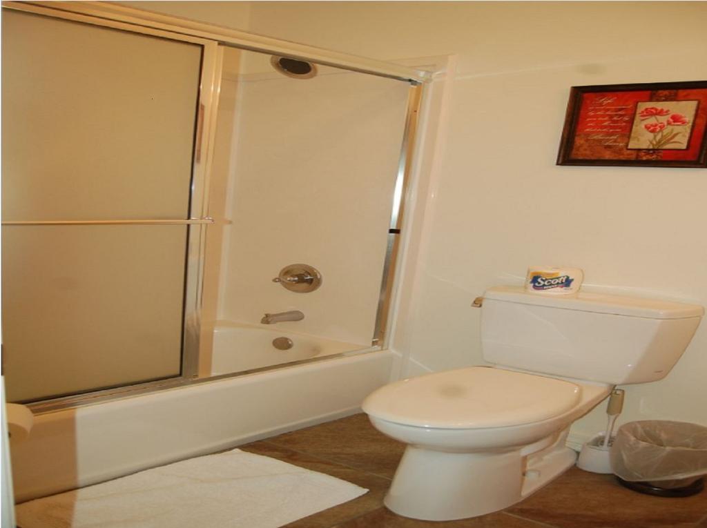 Tux Creek Inn Biloxi Bilik gambar